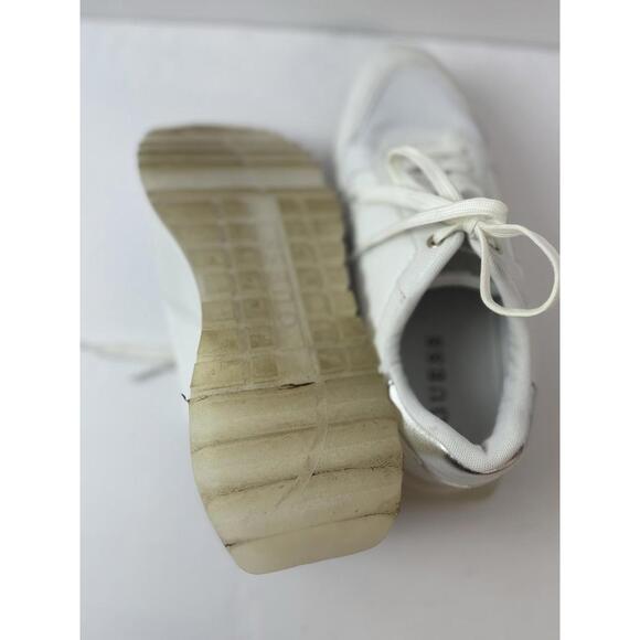 GUESS Women\'s‎ Melany Easy Going Retro Jogger Sneaker With GUESS Logo Sz 11